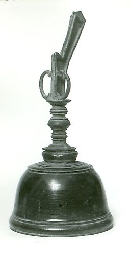 Gheṇṭa (prayer bell)