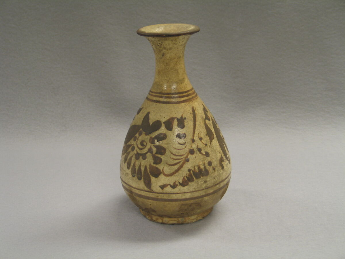 Bottle, Stoneware painted in iron-brown on white slip, China