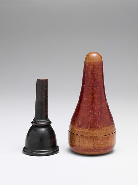 Group of 17 mouthpieces (2 w/ cases), Metal