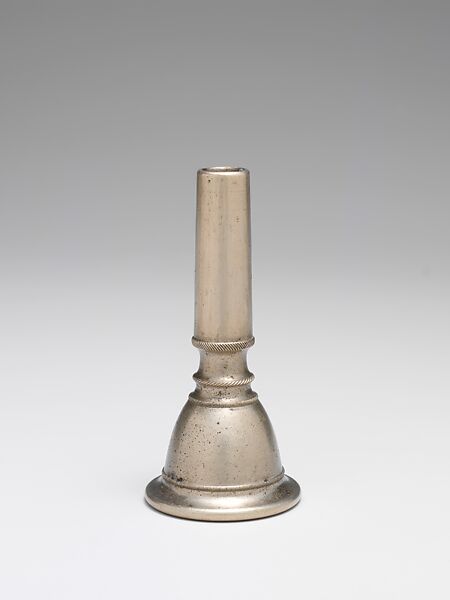 Group of 17 mouthpieces (2 w/ cases), Metal