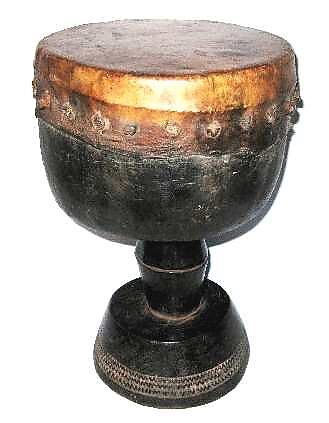 Drum, Wood, pebbles, cowhide, Makonde 