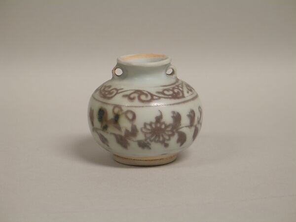 Jar (copy of Chinese Yuan dynasty 14th century made in Thailand in 1984)