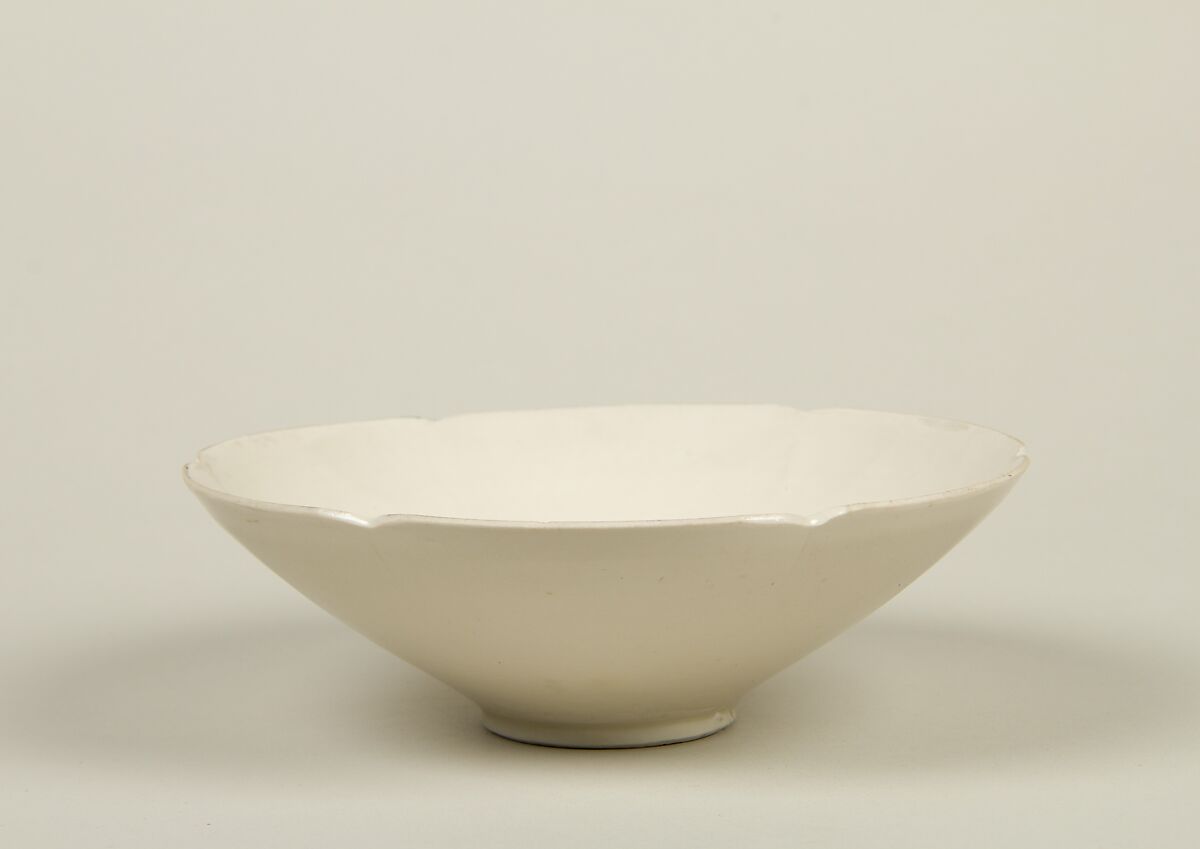 Bowl, Porcelain with ivory glaze (Ding ware type), China 