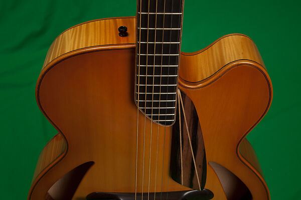Archtop Guitar, James D'Aquisto (American, New York 1935–1995 Corona, California), Spruce, maple, ebony, American