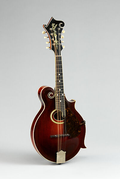 Mandolin, Gibson Mandolin-Guitar Manufacturing Co., Ltd. (American, founded Kalamazoo, Michigan 1902), Spruce, maple, mahogany, ivoroid, mother-of-pearl, nickel silver, American 