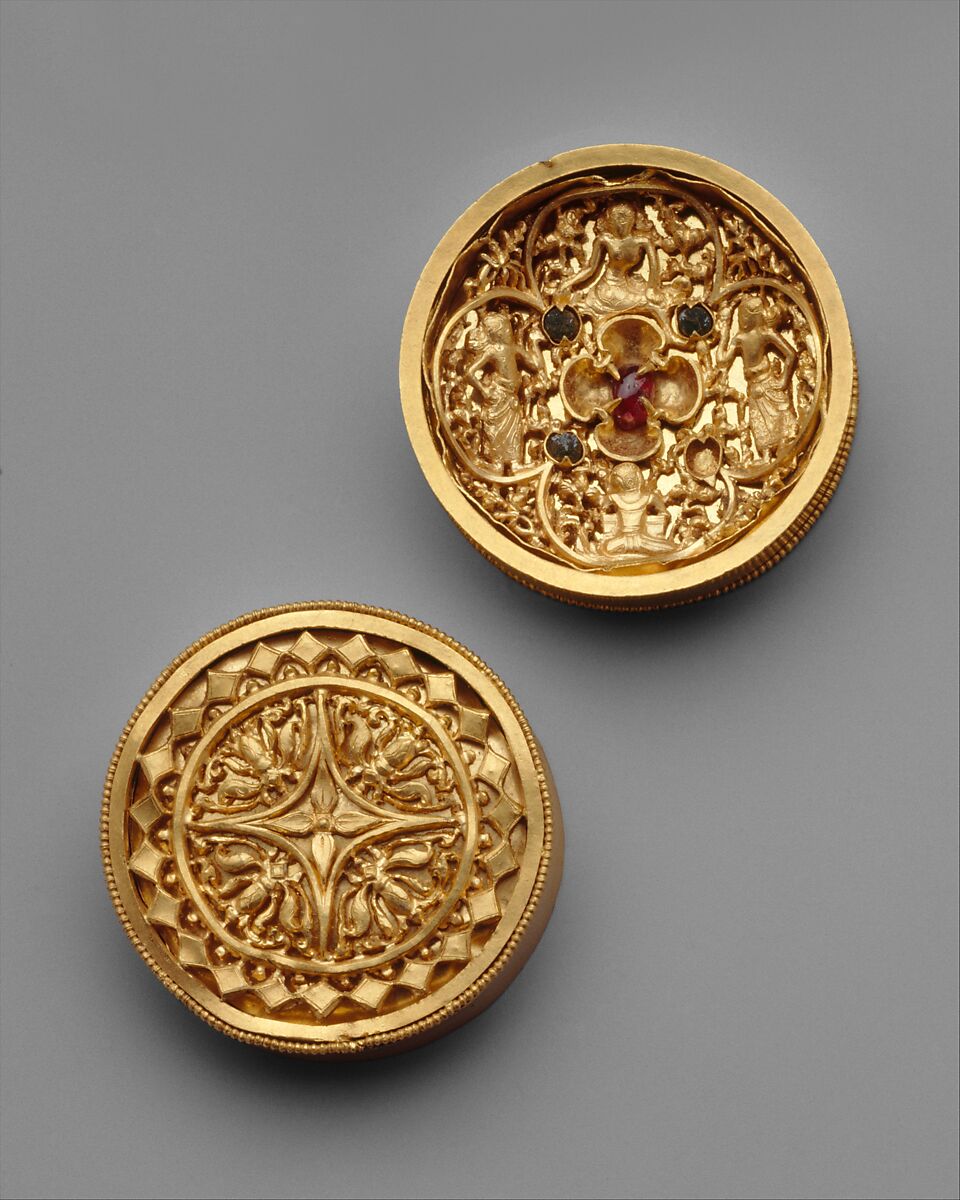 Pair of Earplugs Ornamented with Figures and Inlaid Stones, Gold, Indonesia (Java) 