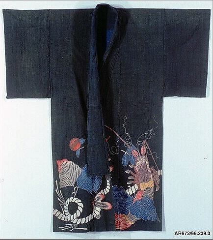 Kimono-Shaped Coverlet (Yogi) with Lobster and Crest, Plain-weave cotton, resist-dyed and painted with dyes and pigments (tsutsugaki), Japan