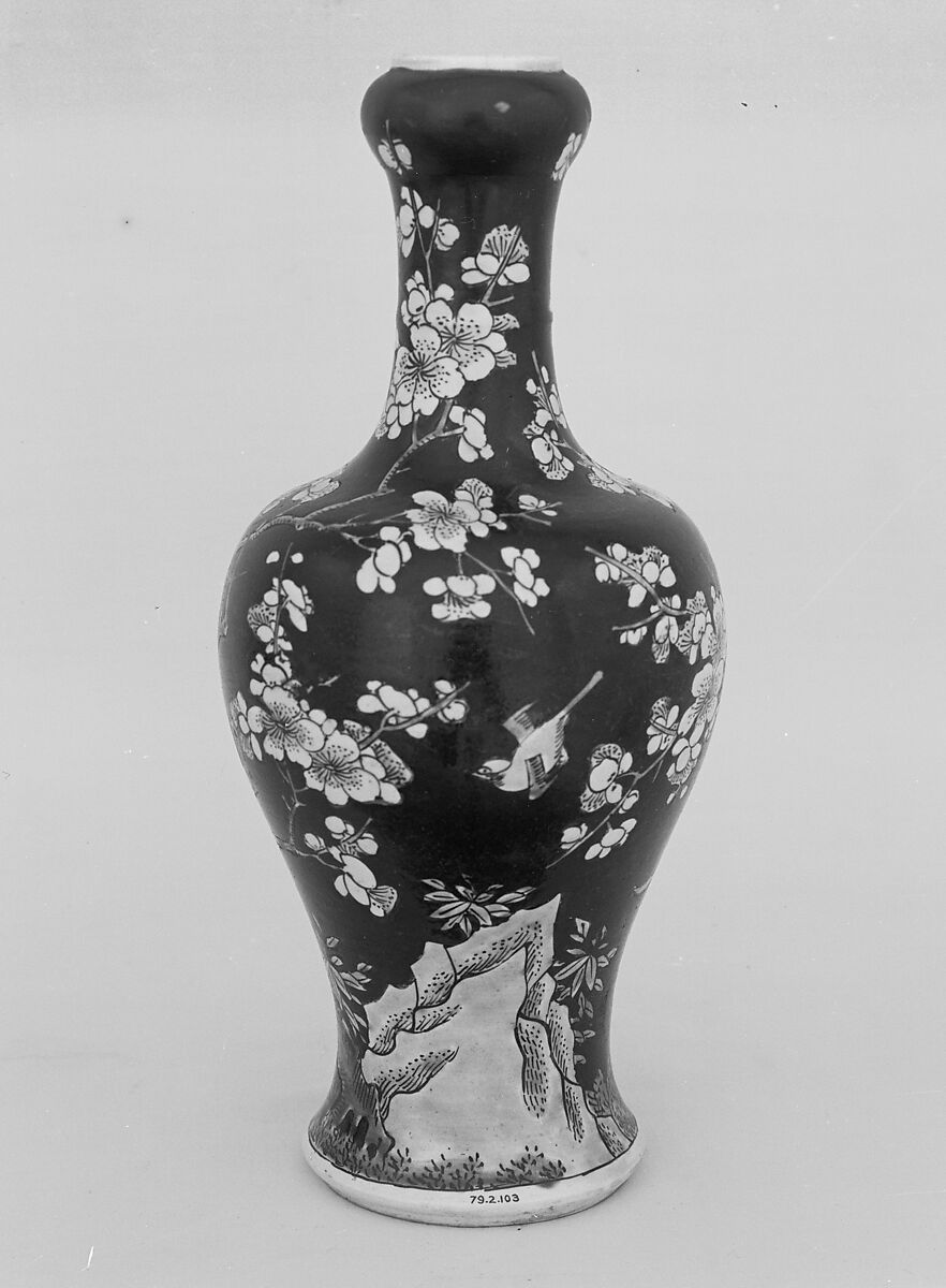 Vase, Porcelain painted in enamels on the biscuit (famille noire), China 