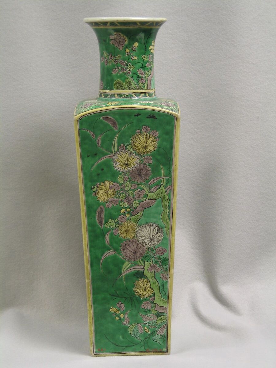 Vase (one of a pair), Porcelain painted in overglaze famille verte enamels, China