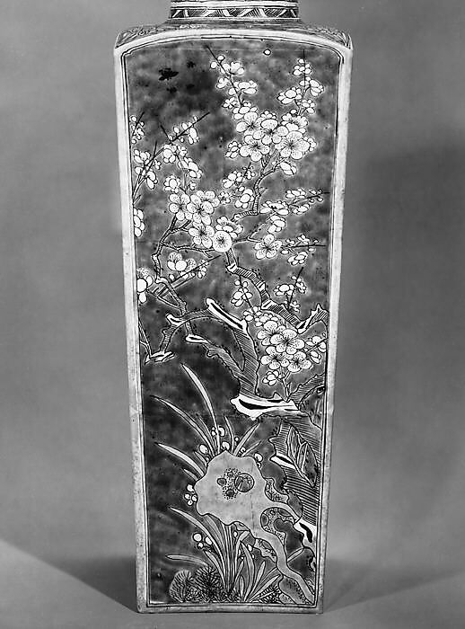 Vase (one of a pair), Porcelain painted in overglaze famille verte enamels, China