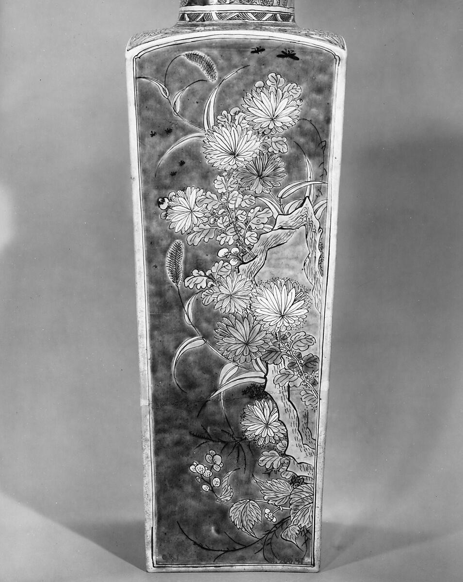 Vase (one of a pair), Porcelain painted in overglaze famille verte enamels, China