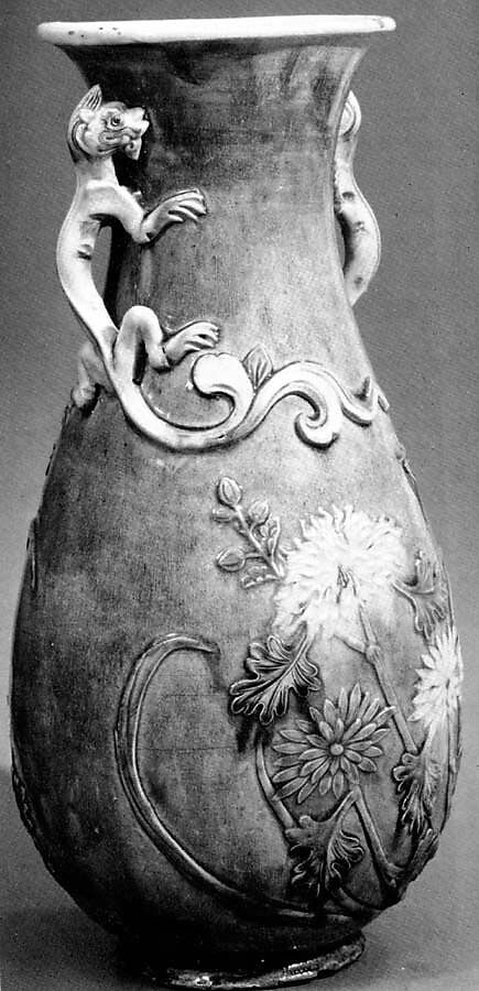 Vase, Porcelain painted in beige and turquoise enamels on aubergine ground, China 