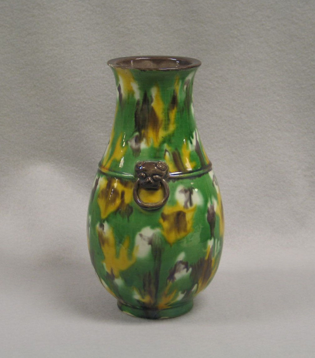 Vase, Porcelain with "egg-and-spinach" glaze, China