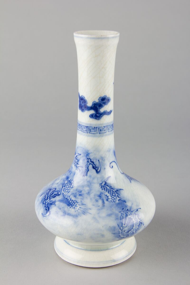 Vase with dragon, Porcelain painted in underglaze cobalt blue (Jingdezhen ware), China
