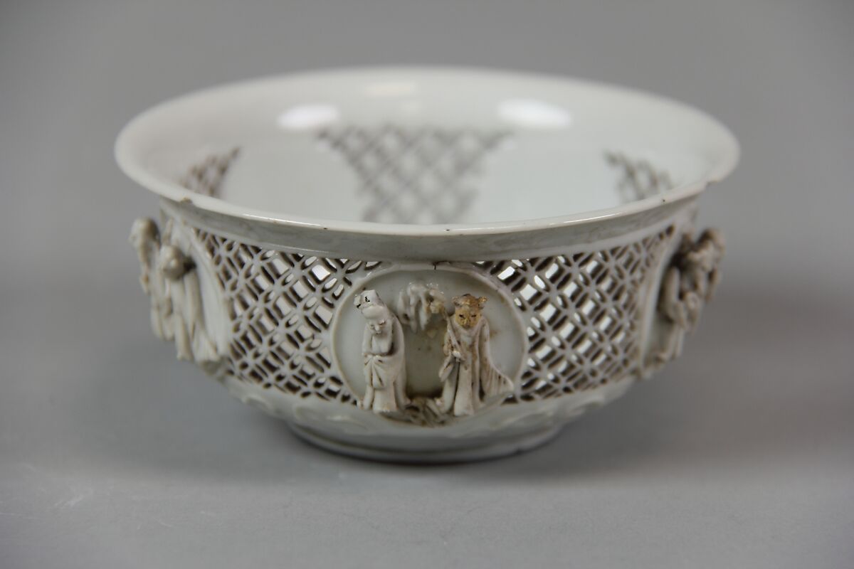 Cup, Porcelain with low- and high-relief and pierced decoration, in the biscuit and under a clear glaze, China