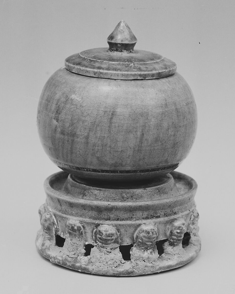 Miniature covered jar and “inkstone”, Earthenware with green glaze, China