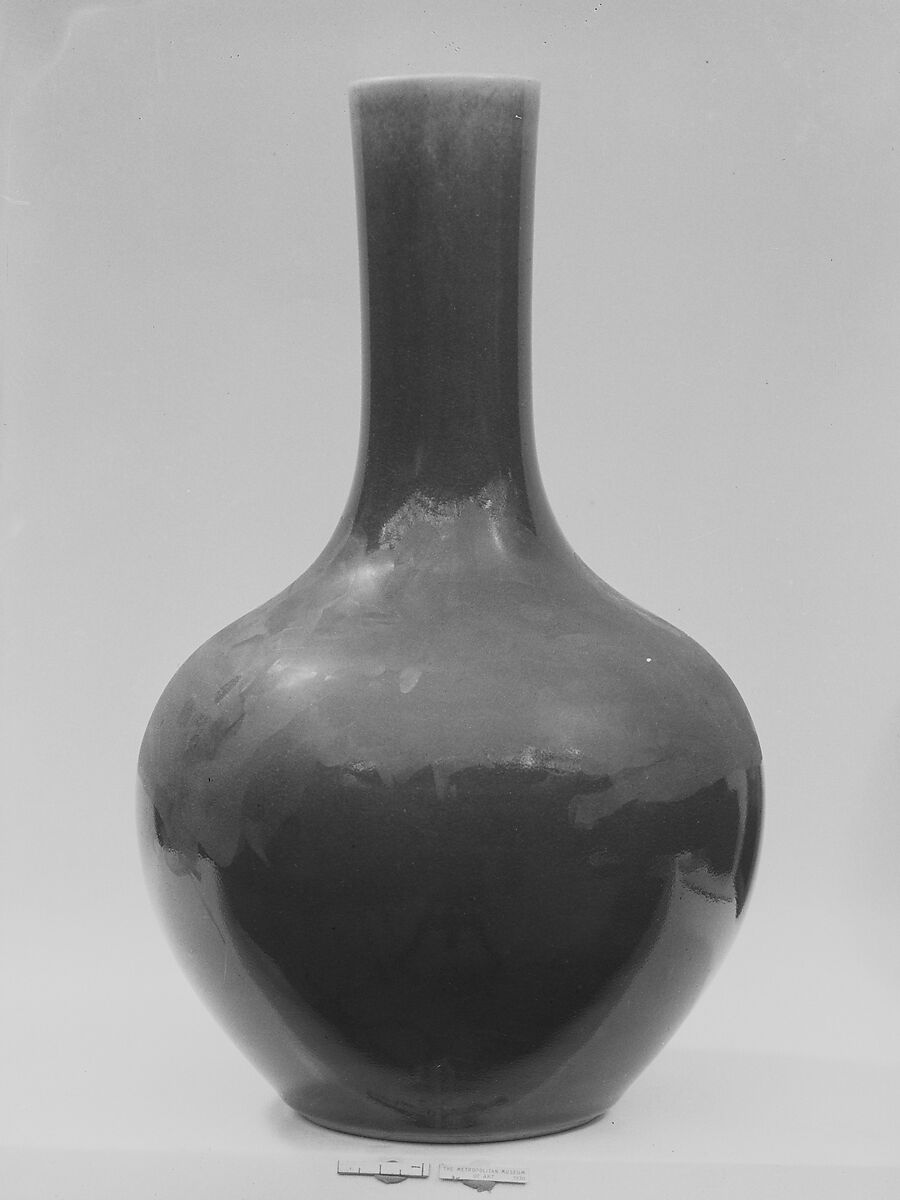Bottle, Porcelain with red glaze, China 