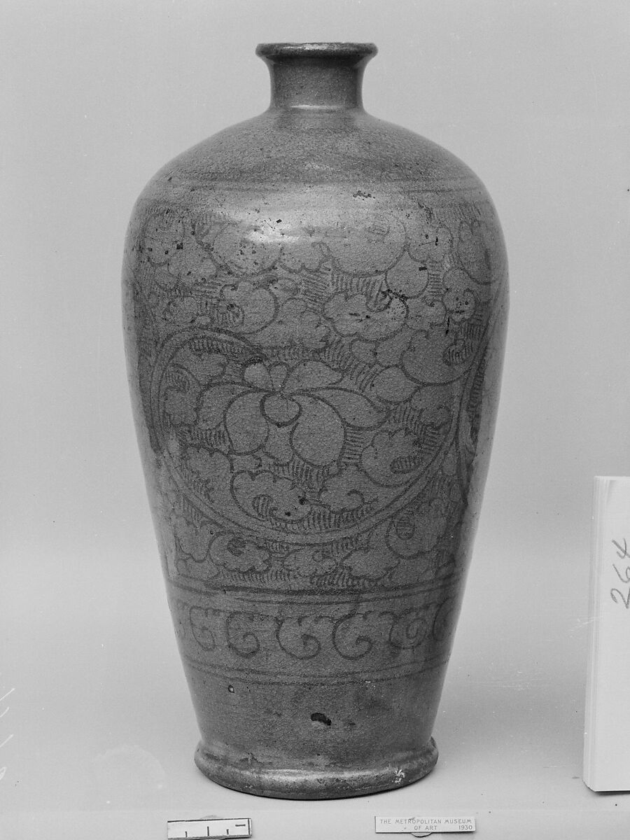 Vase, Grey stoneware (Cizhou ware), China 