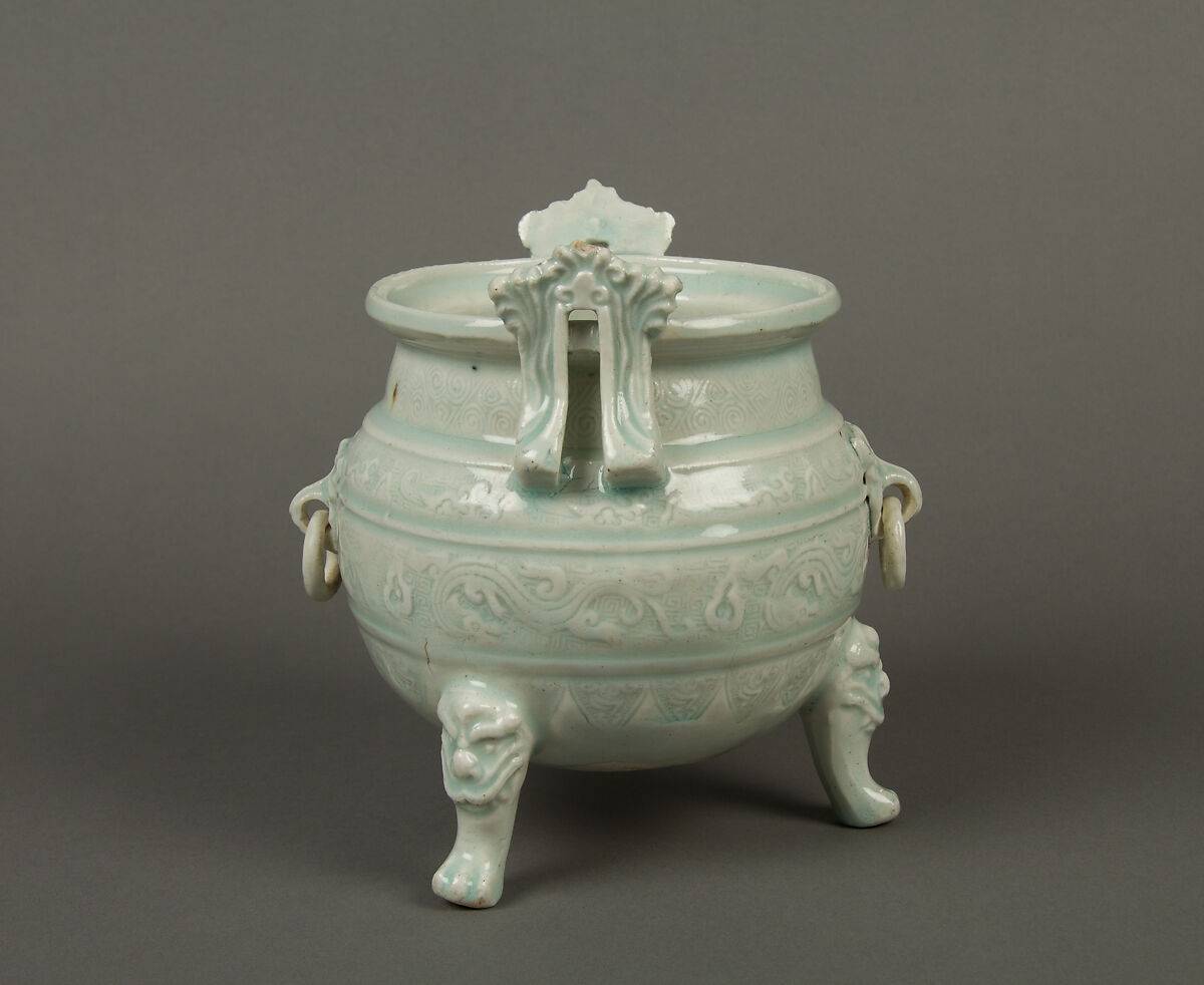 Incense burner, Porcelain with blue-white glaze (Qingbai ware), China