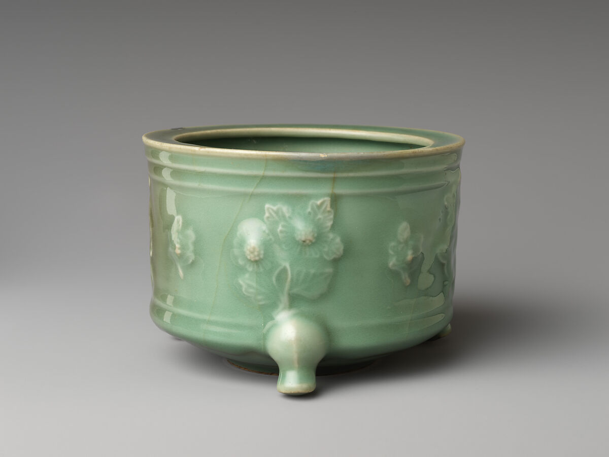 Incense Burner, Stoneware with celadon glaze (Longquan ware), China