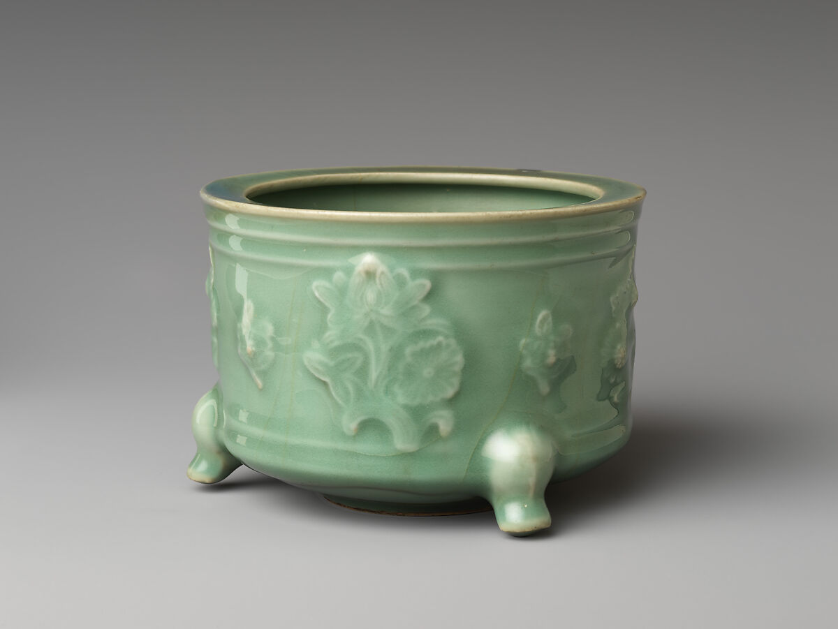 Incense Burner, Stoneware with celadon glaze (Longquan ware), China