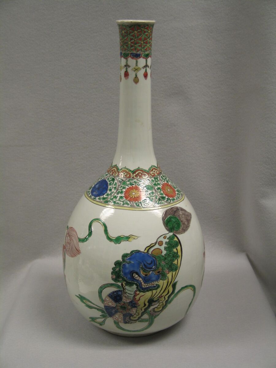 Bottle, Porcelain painted in famille verte enamels, China 