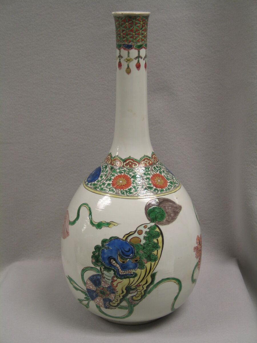 Bottle, Porcelain painted in famille verte enamels, China