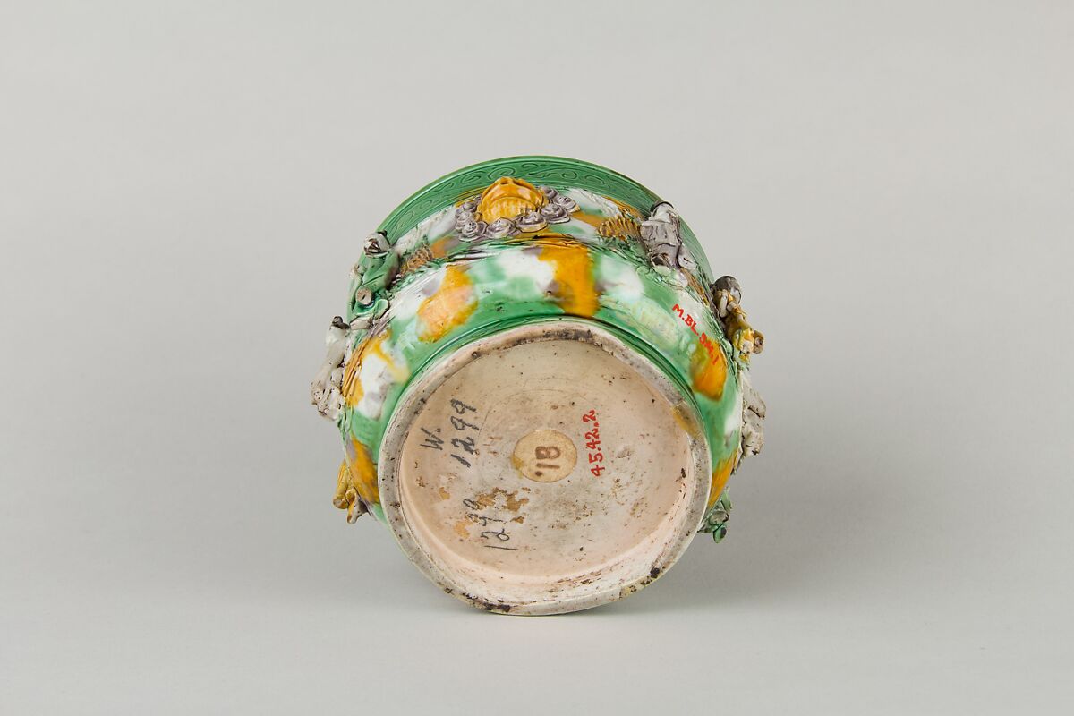 Bowl with Eight Immortals, Porcelain with polychrome enamels on the biscuit, China