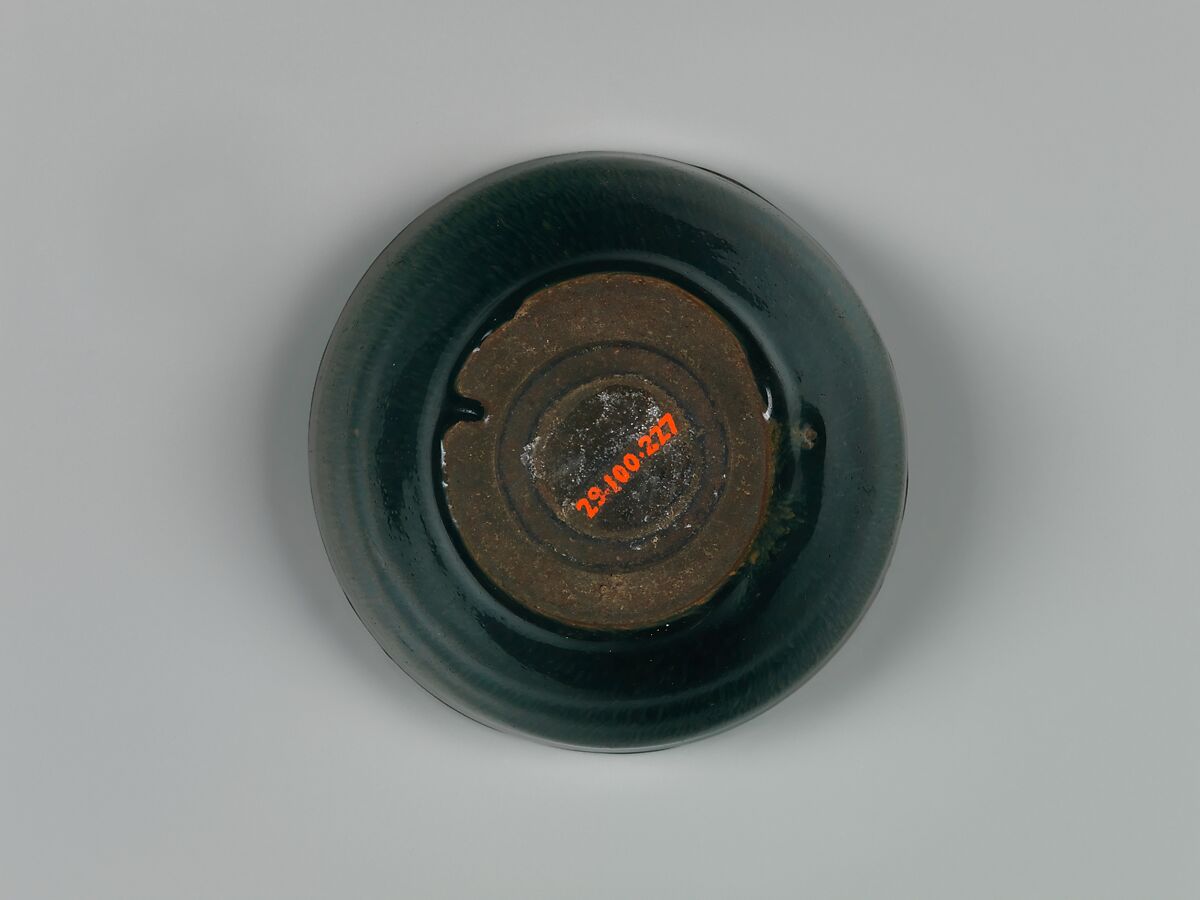 Tea Bowl with Hare’s-Fur Decoration, Stoneware with copper-oxide glaze (Jian ware), China