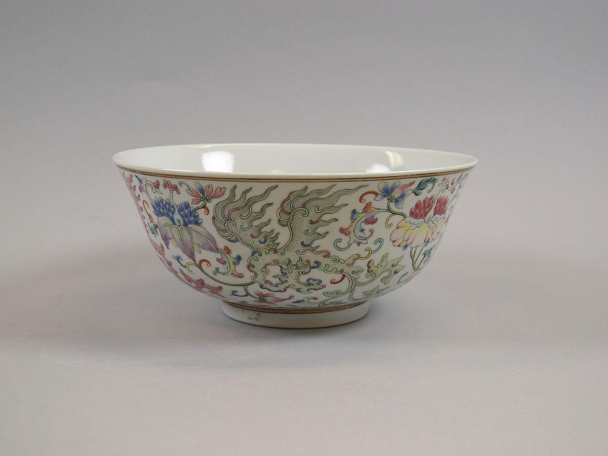 Bowl, Porcelain painted in overglaze polychrome enamels, China 