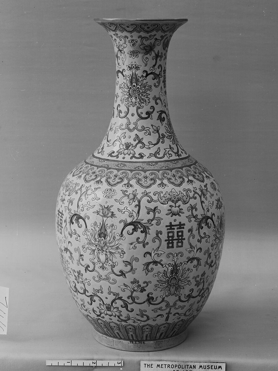 Vase decorated with bats and peaches amid scrolling floral vines, Porcelain painted in overglaze polychrome enamels (Jingdezhen ware), China 