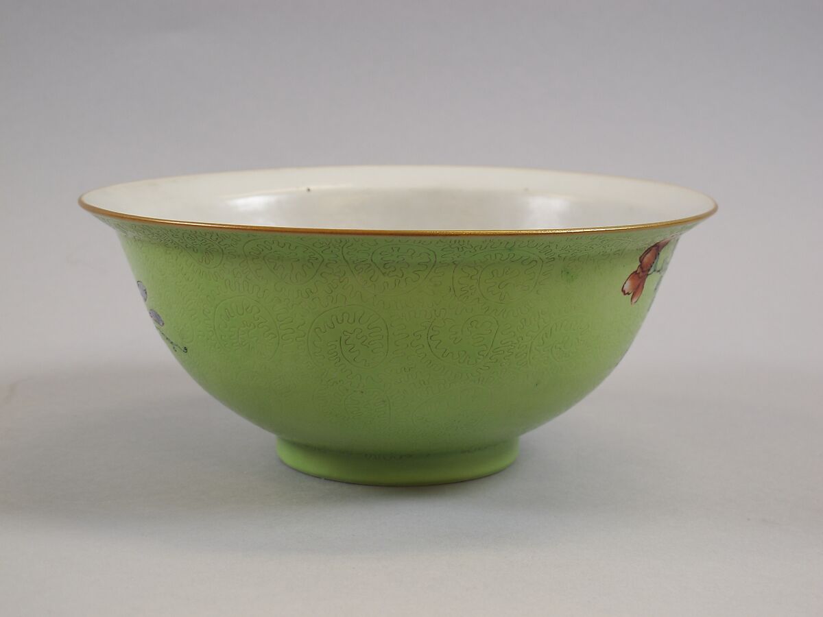 Bowl with flowers, Porcelain painted in overglaze enamels, with engraved decoration (Jingdezhen ware), China