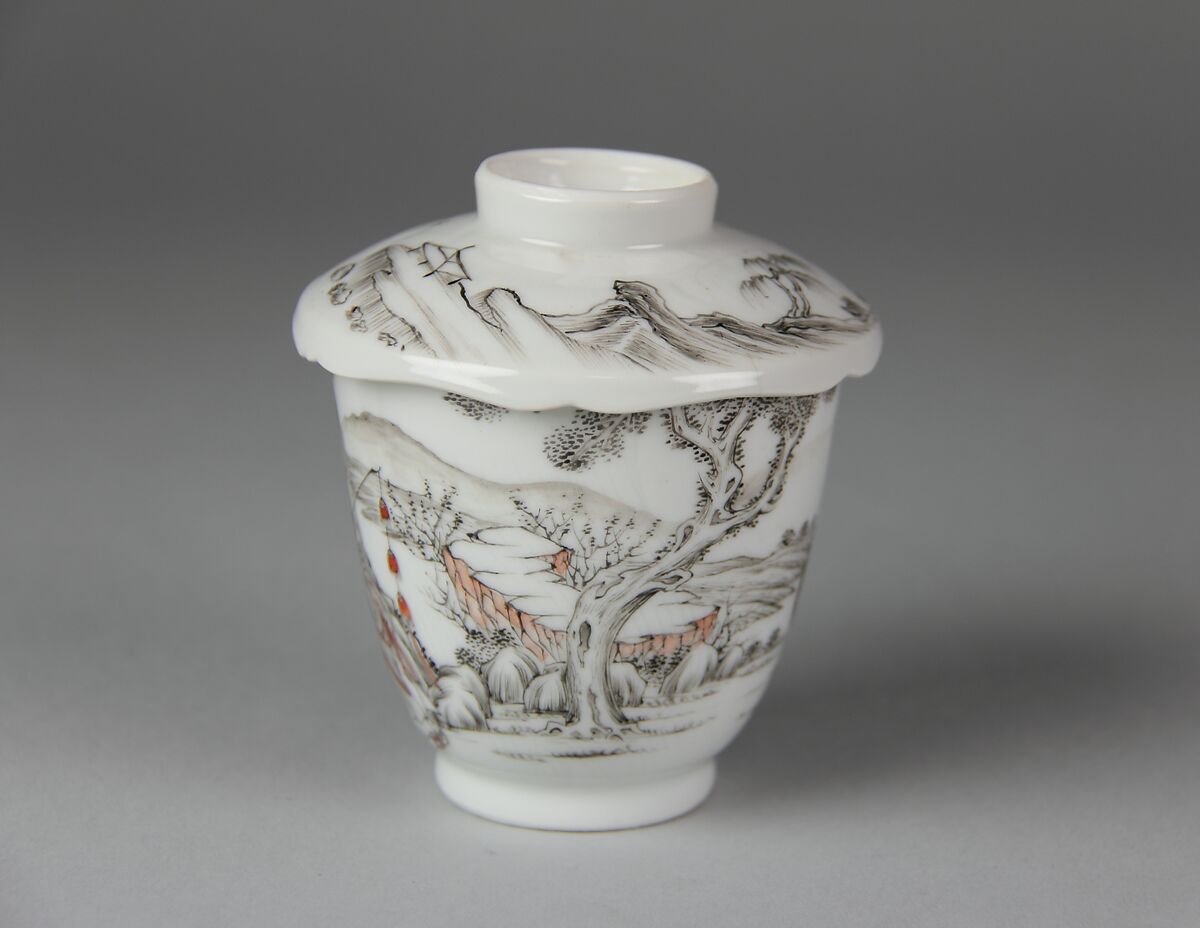 Covered Cup, Porcelain painted in overglaze black, red, and gilt, China