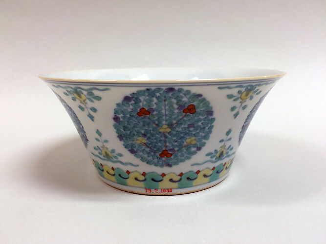 Bowl with floral medallions