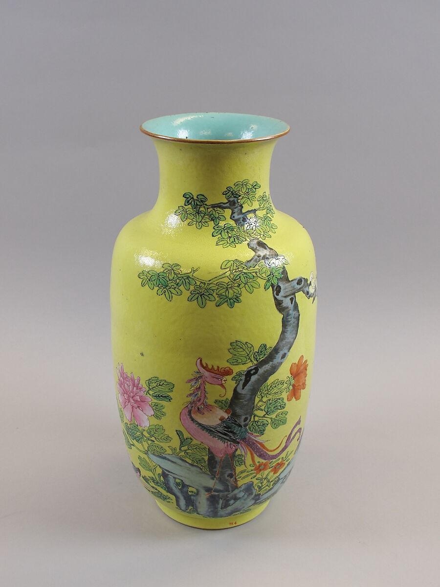 Vase, Porcelain painted in overglaze polychrome enamels, and yellow glaze, with incised decoration, China 