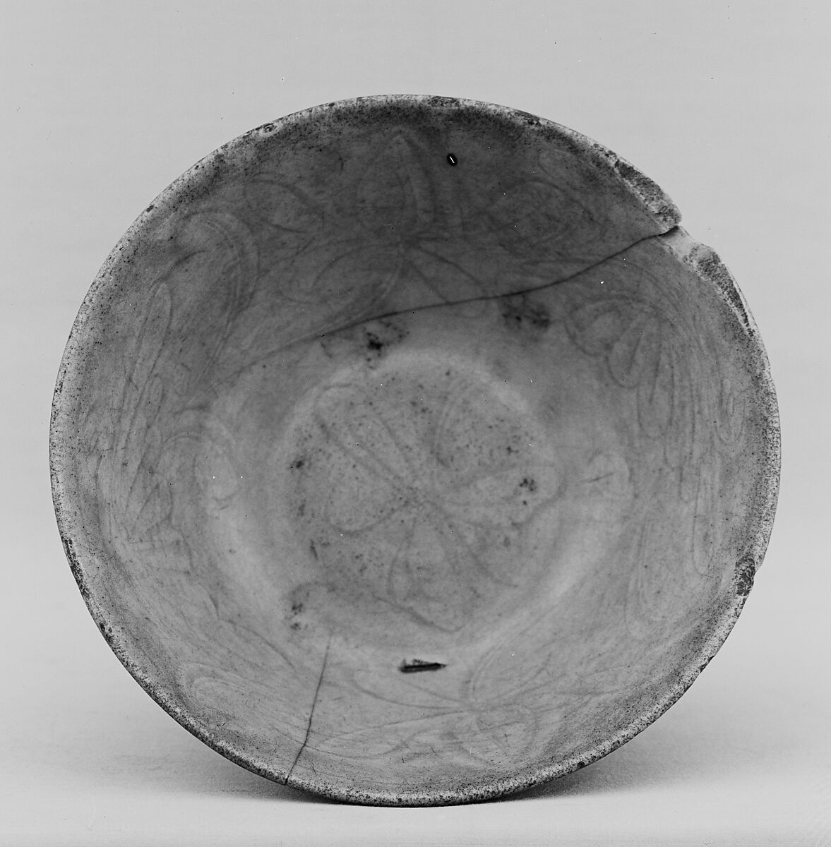 Bowl, Stoneware with celadon glaze, China 