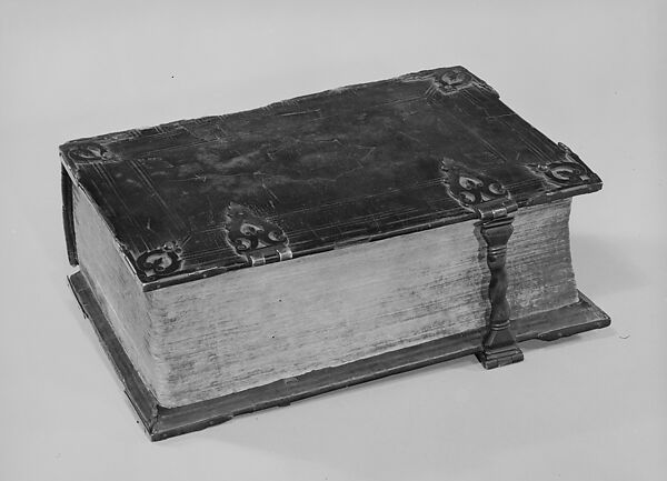 Bible, Published by Pieter Keur, Paper, leather, brass 