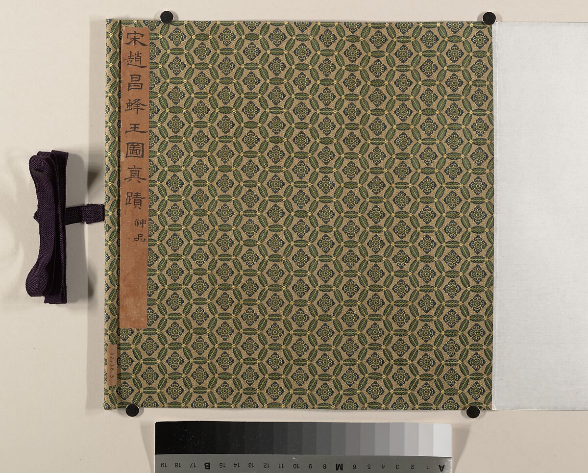 Yellow Roses and Bees, Pink Roses and Wasps, Unidentified artist, Handscroll; ink and color on silk, China