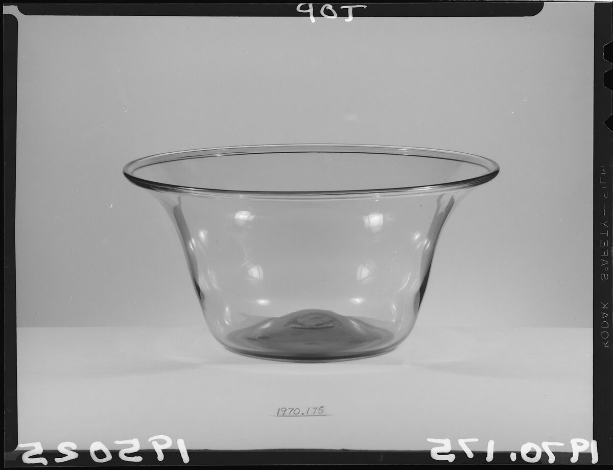 Milk Bowl, Free-blown glass, American 