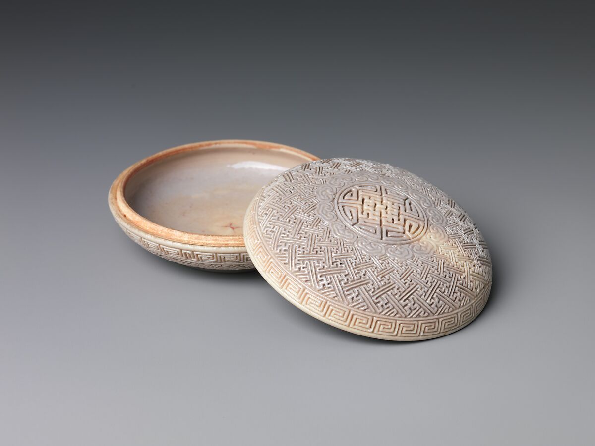 Box with Geometric Patterns, Porcelain with carved decoration (Fujian ware), China