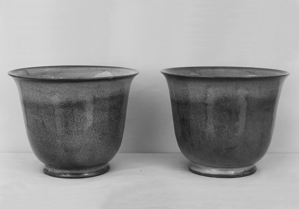 Flowerpot, Stoneware with blue glaze ( "numbered Jun" ware), China