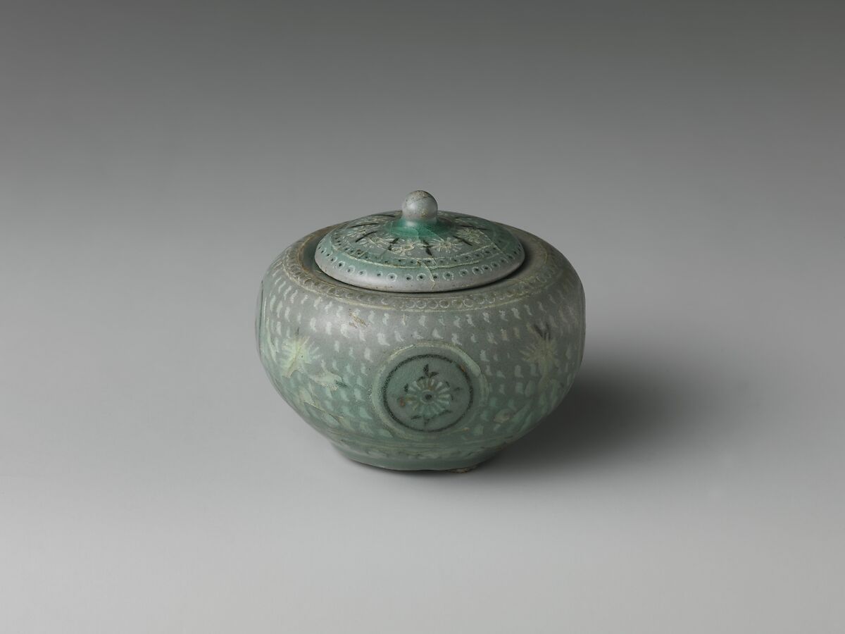 Small jar and cover decorated with chrysanthemums, cranes, and clouds, Stoneware with gold and inlaid design under celadon glaze, Korea 