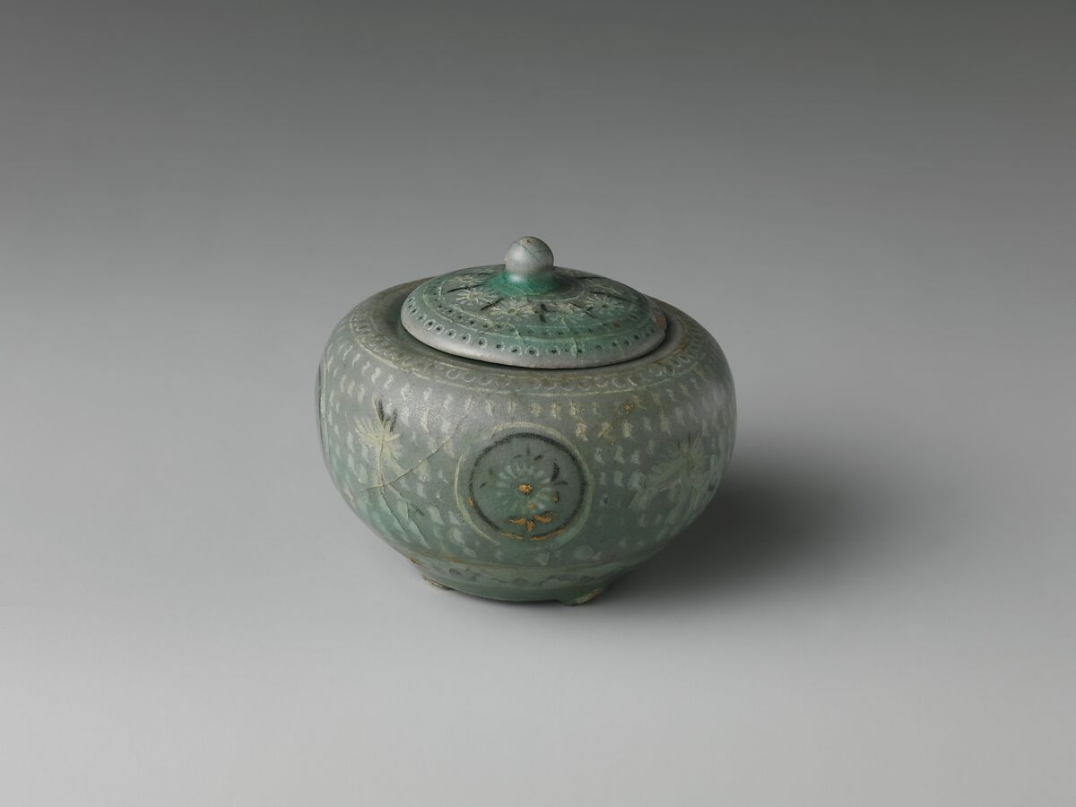 Small jar and cover decorated with chrysanthemums, cranes, and clouds, Stoneware with gold and inlaid design under celadon glaze, Korea