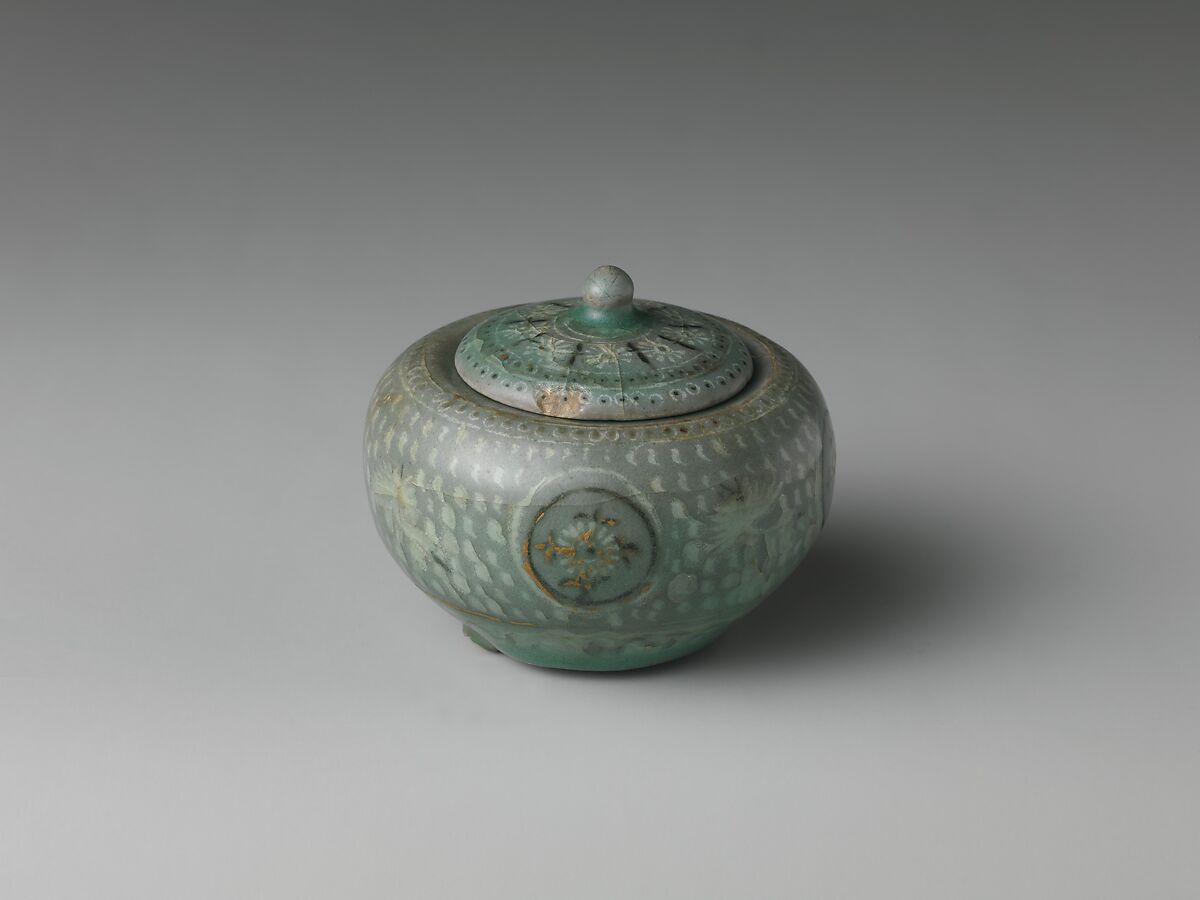 Small jar and cover decorated with chrysanthemums, cranes, and clouds, Stoneware with gold and inlaid design under celadon glaze, Korea