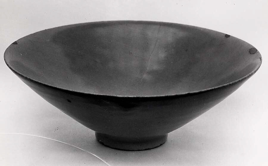Bowl, Stoneware with celadon glaze, Korea 