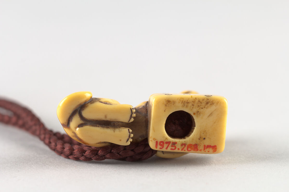Netsuke in the Shape of a Dog, Ivory, Japan