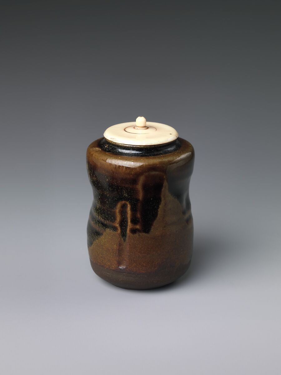 Tea caddy, Stoneware with incision and iron brown glaze (Takatori ware), Japan 