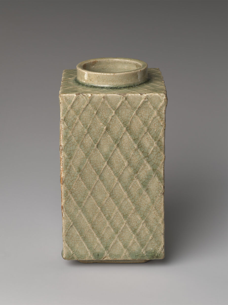 Rectangular Vase with Raised Netting Pattern, Stoneware with copper-green glaze (Mino ware, Oribe type), Japan