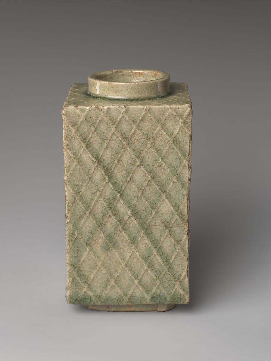 Rectangular Vase with Raised Netting Pattern, Stoneware with copper-green glaze (Mino ware, Oribe type), Japan