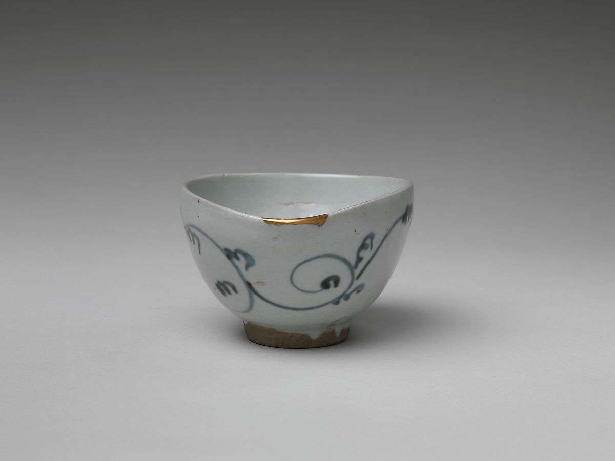 Bowl, Porcelain with underglaze blue, arabesque design (Arita ware), Japan